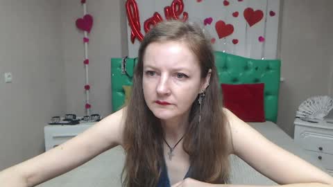 Snapshot of meganpirs chatting on 03/31/26, 06:03 MeganPirs online show from 03/31/26, 06:03