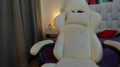 Megan Queen online show from 07/15/26, 12:54