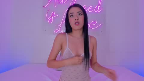 Snapshot of meganritz_ chatting on 10/06/25, 03:59 Meganritz online show from 10/06/25, 03:59