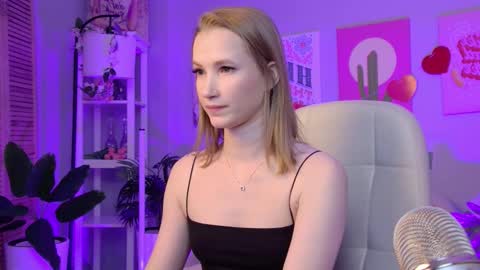 Snapshot of meganrodgers chatting on 02/15/26, 05:31 megan online show from 02/15/26, 05:31