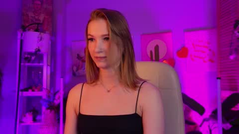 Snapshot of meganrodgers chatting on 03/10/26, 05:29 megan online show from 03/10/26, 05:29