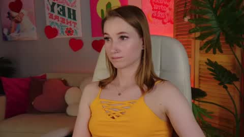 Snapshot of meganrodgers chatting on 05/19/26, 01:56 megan online show from 05/19/26, 01:56