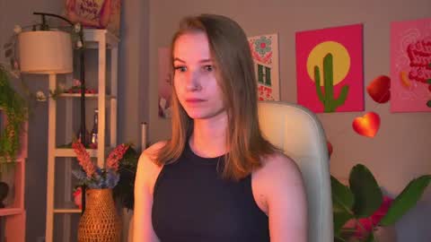 Snapshot of meganrodgers chatting on 06/10/26, 05:34 megan online show from 06/10/26, 05:34