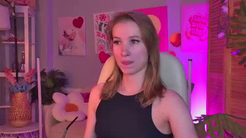 Snapshot of meganrodgers chatting on 06/19/26, 05:50 megan online show from 06/19/26, 05:50