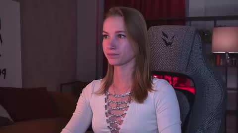 Snapshot of meganrodgers chatting on 07/12/26, 05:37 megan online show from 07/12/26, 05:37