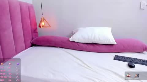 Megan  online show from 11/26/25, 07:48