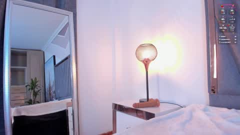 megansky18 online show from 02/23/25, 10:42