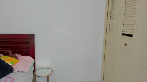 megansweetcome online show from 05/17/26, 06:59