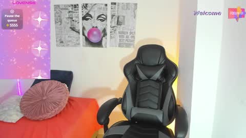 MEGAN  online show from 02/07/25, 12:31