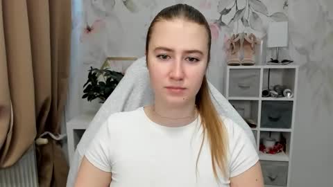 Snapshot of meganx_candy chatting on 02/20/26, 07:21 Megan online show from 02/20/26, 07:21