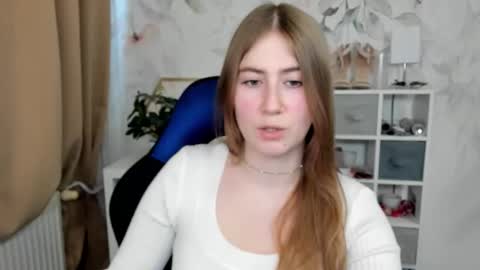 Snapshot of meganx_candy chatting on 03/02/26, 01:51 Megan online show from 03/02/26, 01:51