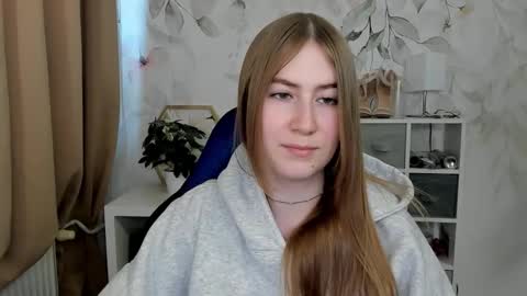 Snapshot of meganx_candy chatting on 03/27/26, 08:26 Megan online show from 03/27/26, 08:26