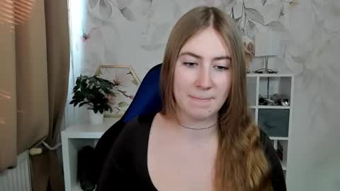 Snapshot of meganx_candy chatting on 04/20/26, 02:53 Megan online show from 04/20/26, 02:53