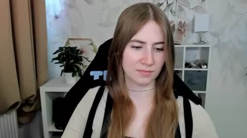 Megan online show from 07/10/26, 05:45