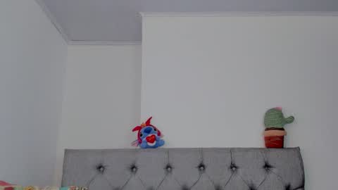 megansammy online show from 06/17/26, 06:42