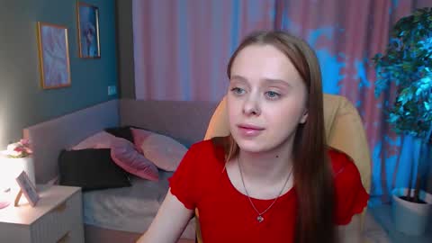 Snapshot of megg_ryan chatting on 03/25/26, 02:12 megg_ryan online show from 03/25/26, 02:12