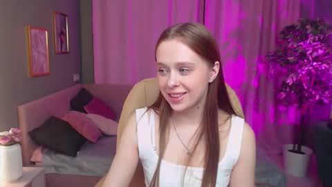 Snapshot of megg_ryan chatting on 03/27/26, 02:06 megg_ryan online show from 03/27/26, 02:06