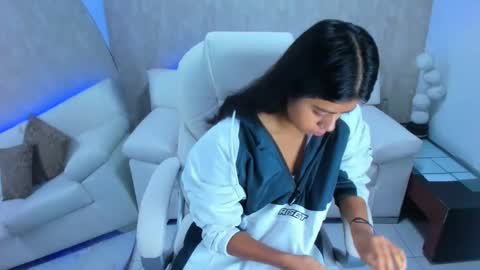 meggan online show from 12/05/24, 12:44