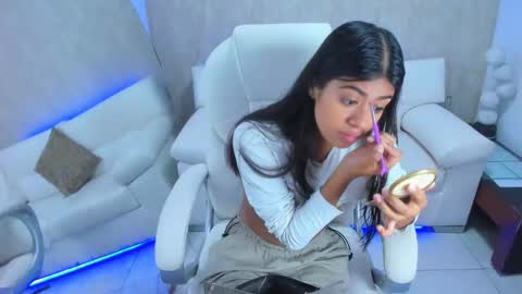 meggan online show from 12/12/24, 03:43