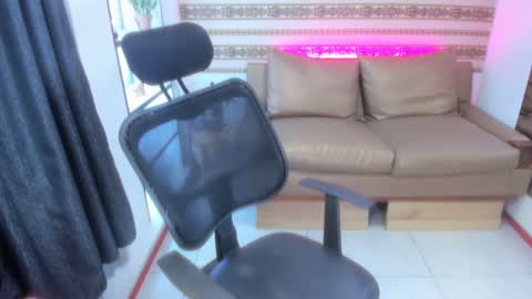 meggan online show from 12/21/24, 02:47