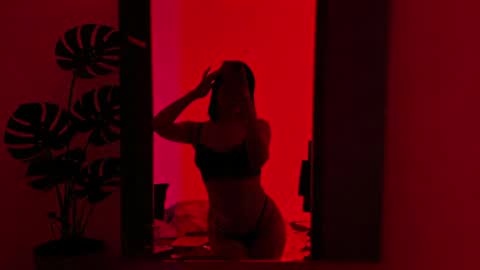 meggan_foxxy online show from 05/08/26, 06:46