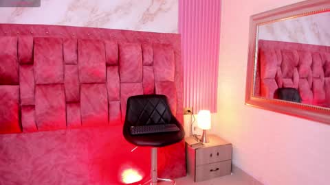 Snapshot of megganfoxy chatting on 09/09/25, 08:30 megganfoxy online show from 09/09/25, 08:30