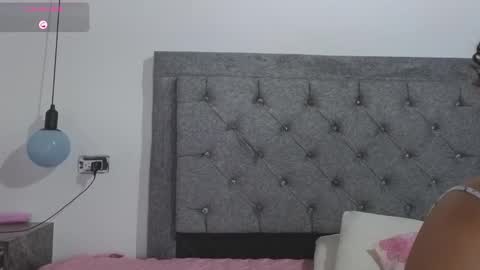 Snapshot of meghan_taylor__ chatting on 11/18/25, 09:52 Meghan online show from 11/18/25, 09:52