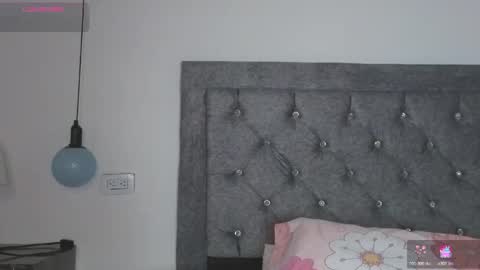 Snapshot of meghan_taylor__ chatting on 11/26/25, 08:21 Meghan online show from 11/26/25, 08:21