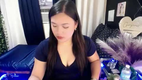 Snapshot of meghan_tee chatting on 09/22/25, 06:59 meghan_tee online show from 09/22/25, 06:59