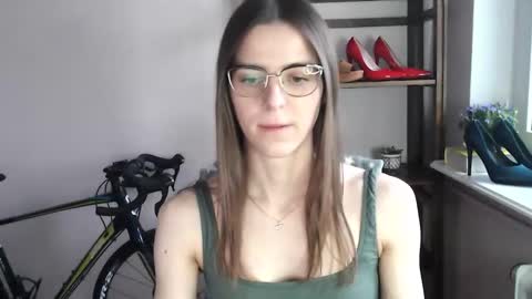 Snapshot of megi_erotic chatting on 02/13/26, 02:46 Megi online show from 02/13/26, 02:46