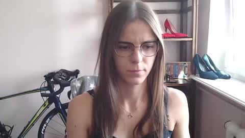 Snapshot of megi_erotic chatting on 06/02/26, 01:35 Megi online show from 06/02/26, 01:35