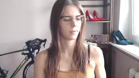 Snapshot of megi_erotic chatting on 06/09/26, 01:34 Megi online show from 06/09/26, 01:34