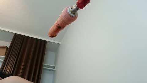 meheriuk68 online show from 10/18/25, 11:16