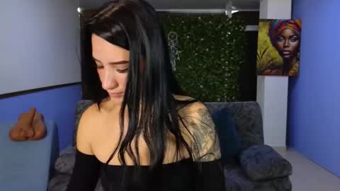 Mei online show from 11/08/25, 12:05