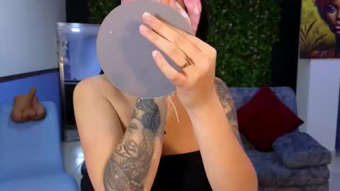 Snapshot of mei_naughtycat chatting on 12/18/25, 11:05 Mei online show from 12/18/25, 11:05