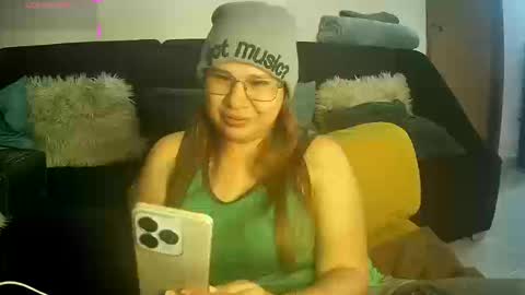 Snapshot of meichangcb chatting on 03/19/26, 10:47 mei chang online show from 03/19/26, 10:47