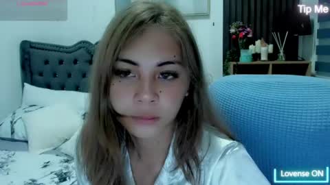 meiluxe online show from 07/28/26, 08:23