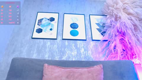 meily_soon online show from 01/11/25, 10:07