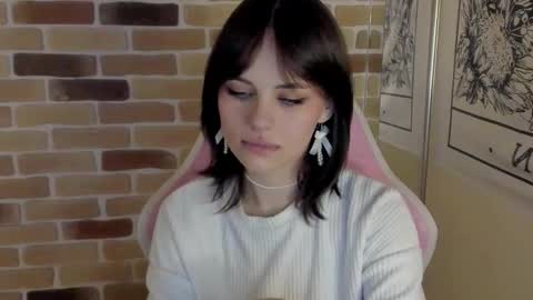 Katie  Payne online show from 11/02/25, 03:25