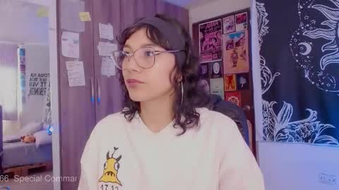 Melissa  -  -  Please help me to reach 100 thumbs up online show from 10/14/25, 04:19