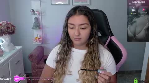 Melaany  online show from 06/19/26, 12:37