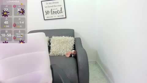 melan_owen online show from 12/13/24, 11:02