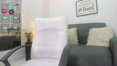 melan_owen online show from 12/19/24, 10:56
