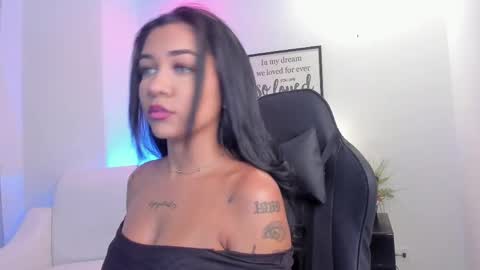 melan_owen online show from 04/26/26, 11:08