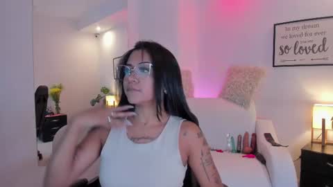 melan_owen online show from 07/27/26, 06:48