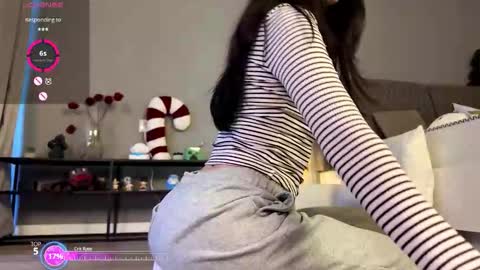 Snapshot of melana_love chatting on 12/20/25, 12:01 Melana online show from 12/20/25, 12:01