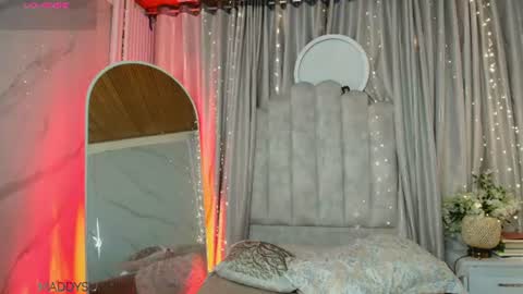 Melani sunny online show from 06/25/26, 05:12