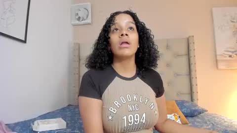 melania_xtreme online show from 11/02/25, 02:03