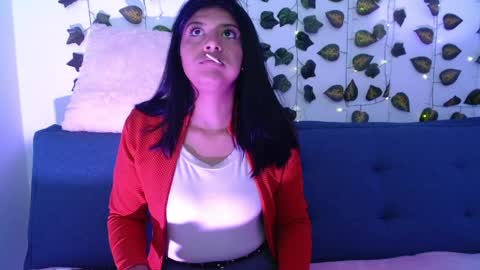 Snapshot of melanie_18_ chatting on 05/15/26, 10:28 melanie online show from 05/15/26, 10:28