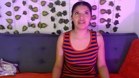 Snapshot of melanie_18_ chatting on 06/12/26, 10:41 melanie online show from 06/12/26, 10:41